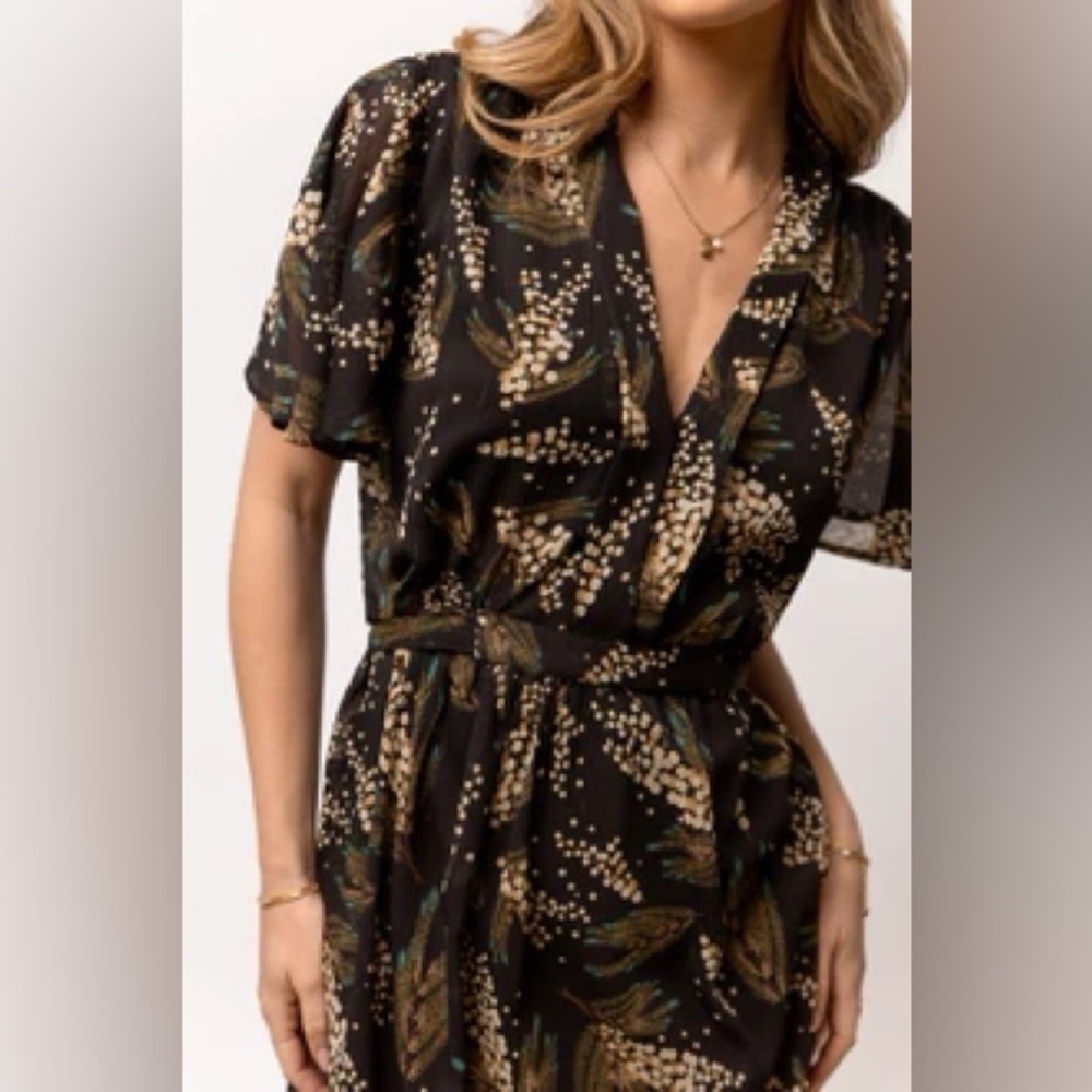 Chic Black Floral Dress